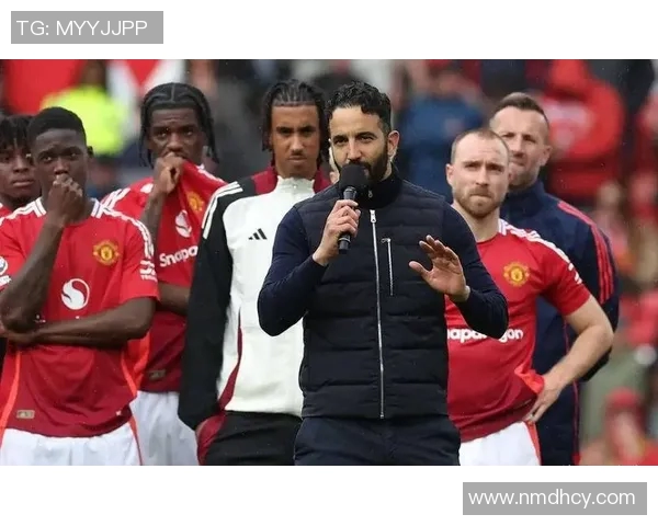 曼联队内矛盾加剧冲突升级主帅与球员当众爆发激烈争执